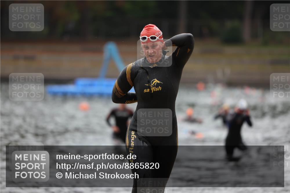 14.09.2025 - Stadtparktriathlon Michael Strokosch http://msf.ph/oto/8865820 14.09.2025 09:11:41 Schwimmen 456, 478, 501 meine-sportfotos.de