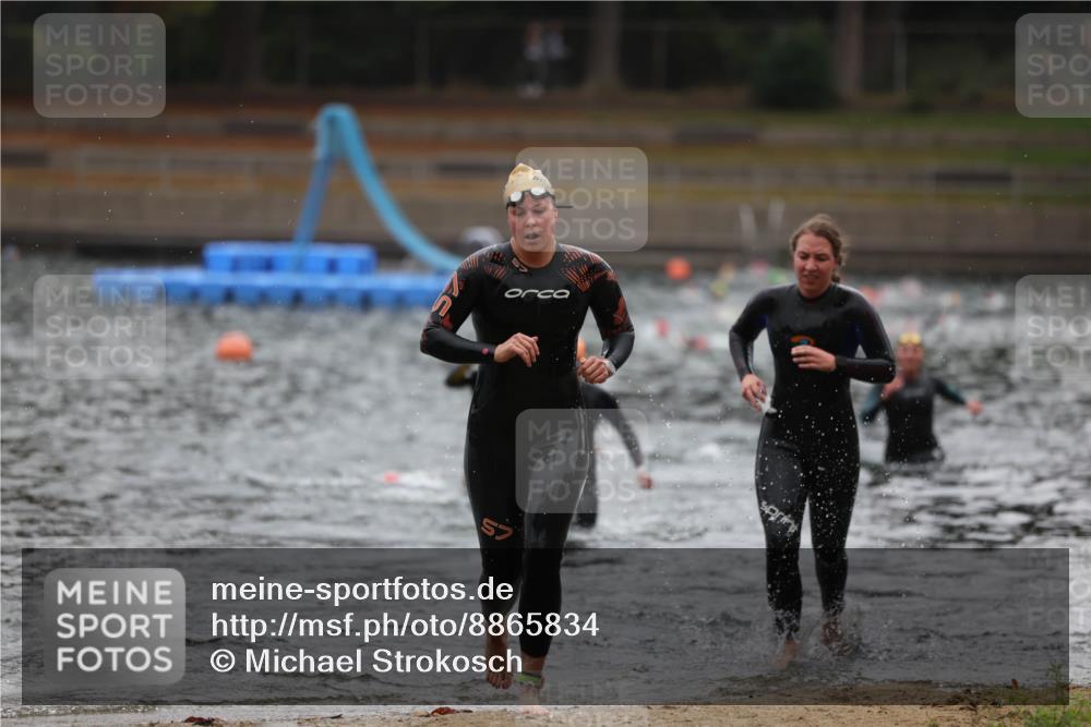 14.09.2025 - Stadtparktriathlon Michael Strokosch http://msf.ph/oto/8865834 14.09.2025 09:11:48 Schwimmen 453, 456, 460, 462, 501 meine-sportfotos.de