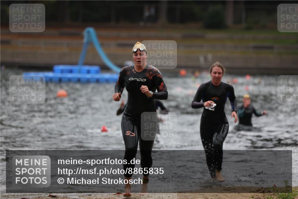 14.09.2025 - Stadtparktriathlon Michael Strokosch http://msf.ph/oto/8865835 14.09.2025 09:11:48 Schwimmen 453, 456, 460, 462, 501 meine-sportfotos.de