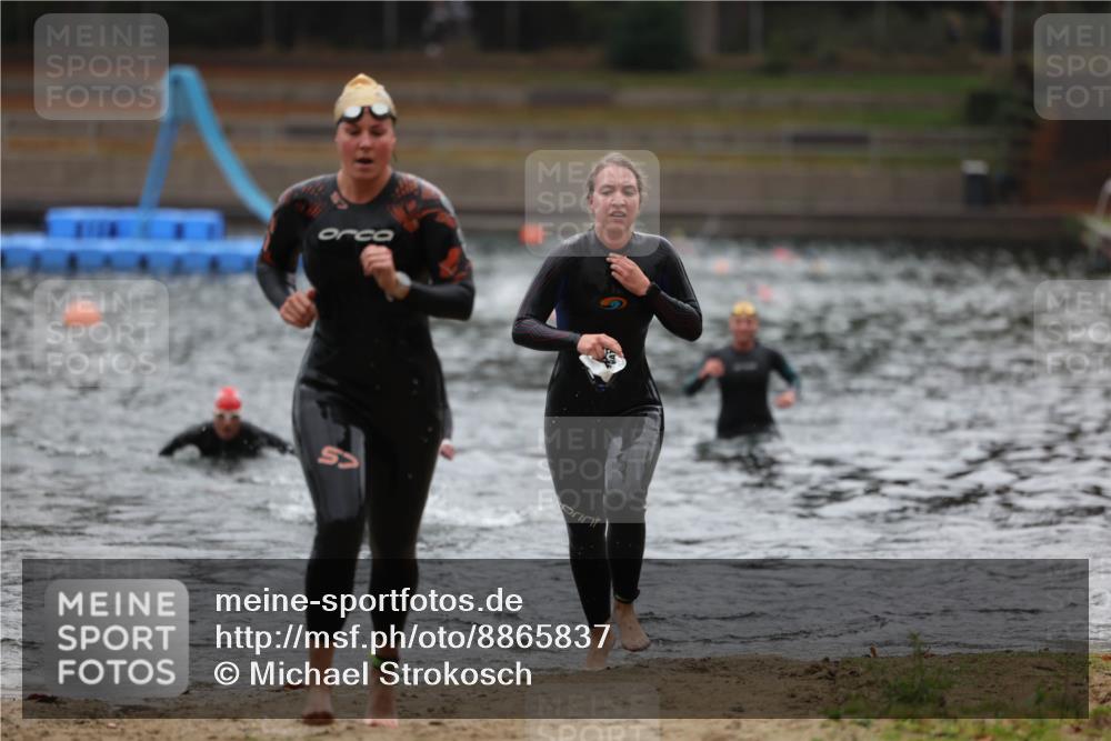 14.09.2025 - Stadtparktriathlon Michael Strokosch http://msf.ph/oto/8865837 14.09.2025 09:11:49 Schwimmen 453, 456, 460, 462, 501 meine-sportfotos.de