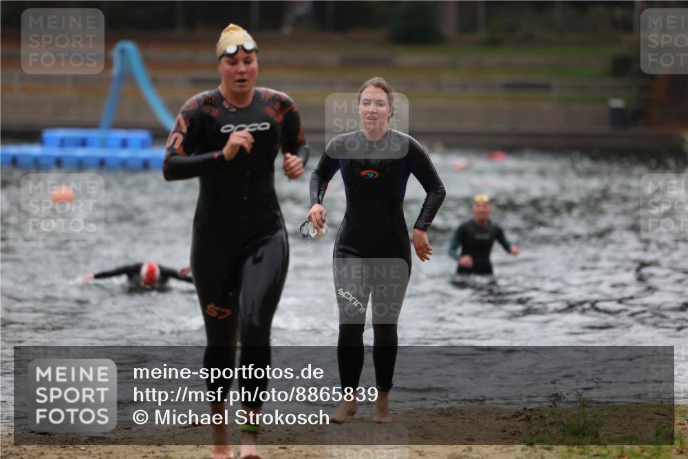 14.09.2025 - Stadtparktriathlon Michael Strokosch http://msf.ph/oto/8865839 14.09.2025 09:11:49 Schwimmen 453, 456, 460, 462, 501 meine-sportfotos.de