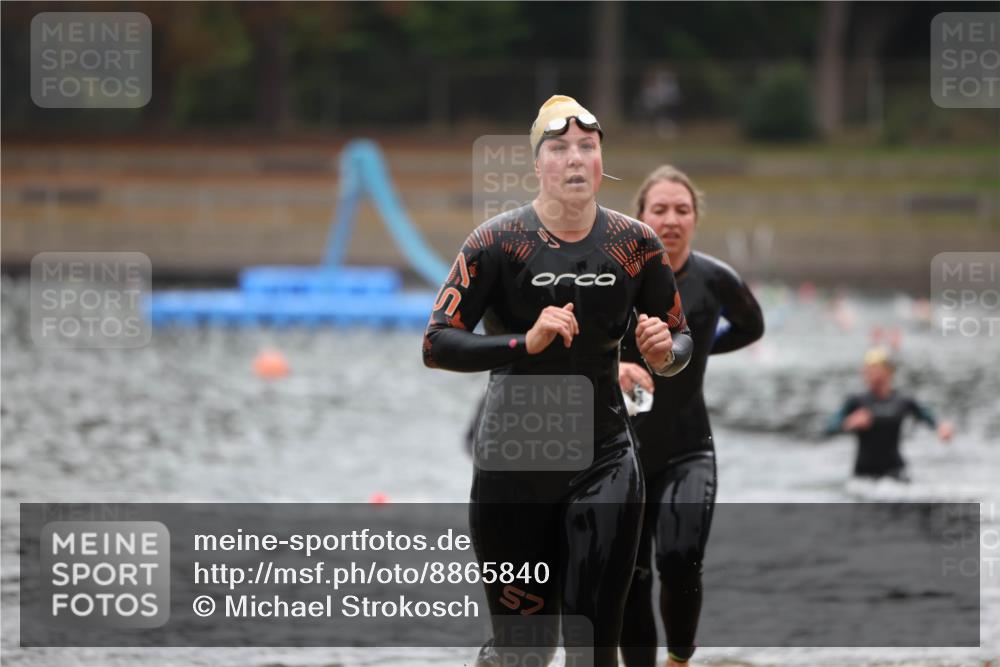 14.09.2025 - Stadtparktriathlon Michael Strokosch http://msf.ph/oto/8865840 14.09.2025 09:11:50 Schwimmen 453, 456, 460, 462, 501 meine-sportfotos.de
