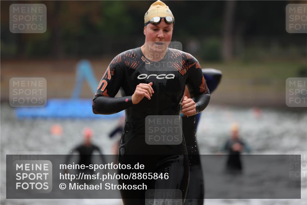 14.09.2025 - Stadtparktriathlon Michael Strokosch http://msf.ph/oto/8865846 14.09.2025 09:11:51 Schwimmen 453, 456, 460, 462, 501 meine-sportfotos.de