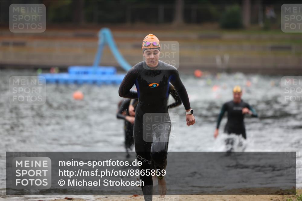 14.09.2025 - Stadtparktriathlon Michael Strokosch http://msf.ph/oto/8865859 14.09.2025 09:11:55 Schwimmen 453, 456, 460, 462, 475, 501 meine-sportfotos.de