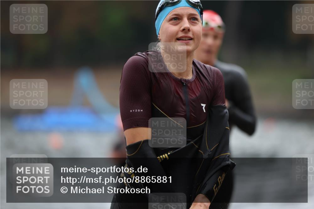 14.09.2025 - Stadtparktriathlon Michael Strokosch http://msf.ph/oto/8865881 14.09.2025 09:12:01 Schwimmen 452, 453, 460, 462, 475 meine-sportfotos.de