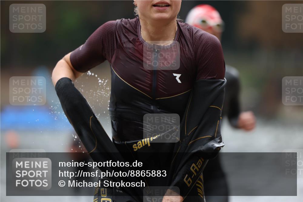 14.09.2025 - Stadtparktriathlon Michael Strokosch http://msf.ph/oto/8865883 14.09.2025 09:12:01 Schwimmen 452, 453, 460, 462, 475 meine-sportfotos.de