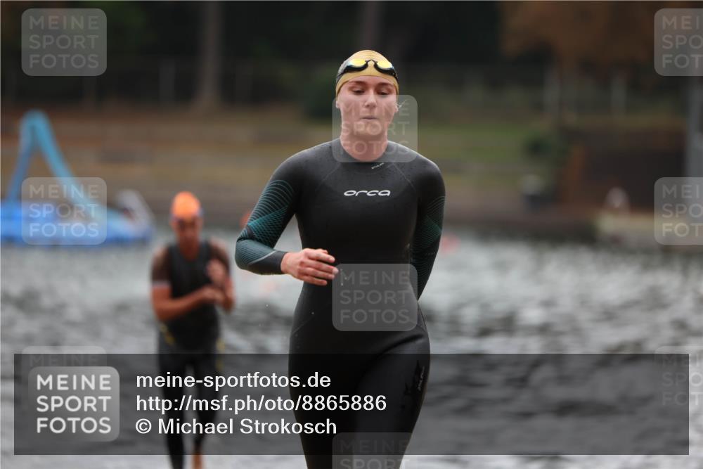14.09.2025 - Stadtparktriathlon Michael Strokosch http://msf.ph/oto/8865886 14.09.2025 09:12:05 Schwimmen 452, 475 meine-sportfotos.de