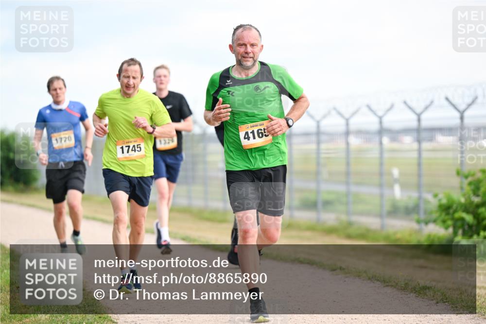 14.09.2025 - Airport Race Dr. Thomas Lammeyer http://msf.ph/oto/8865890 14.09.2025 12:06:25 Laufen 1720, 1745, 4165 meine-sportfotos.de