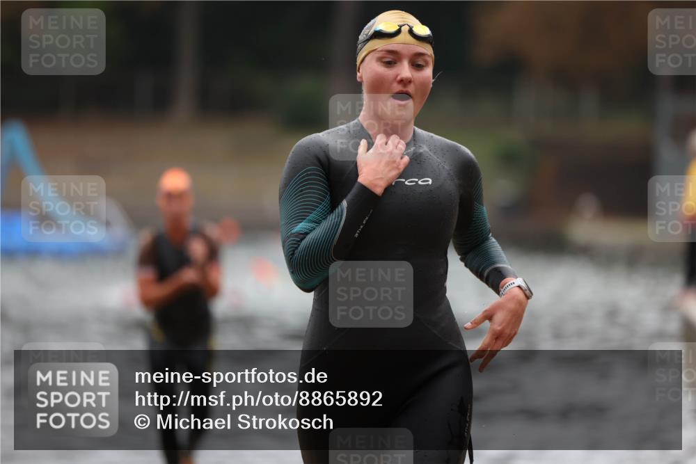 14.09.2025 - Stadtparktriathlon Michael Strokosch http://msf.ph/oto/8865892 14.09.2025 09:12:05 Schwimmen 452, 475 meine-sportfotos.de