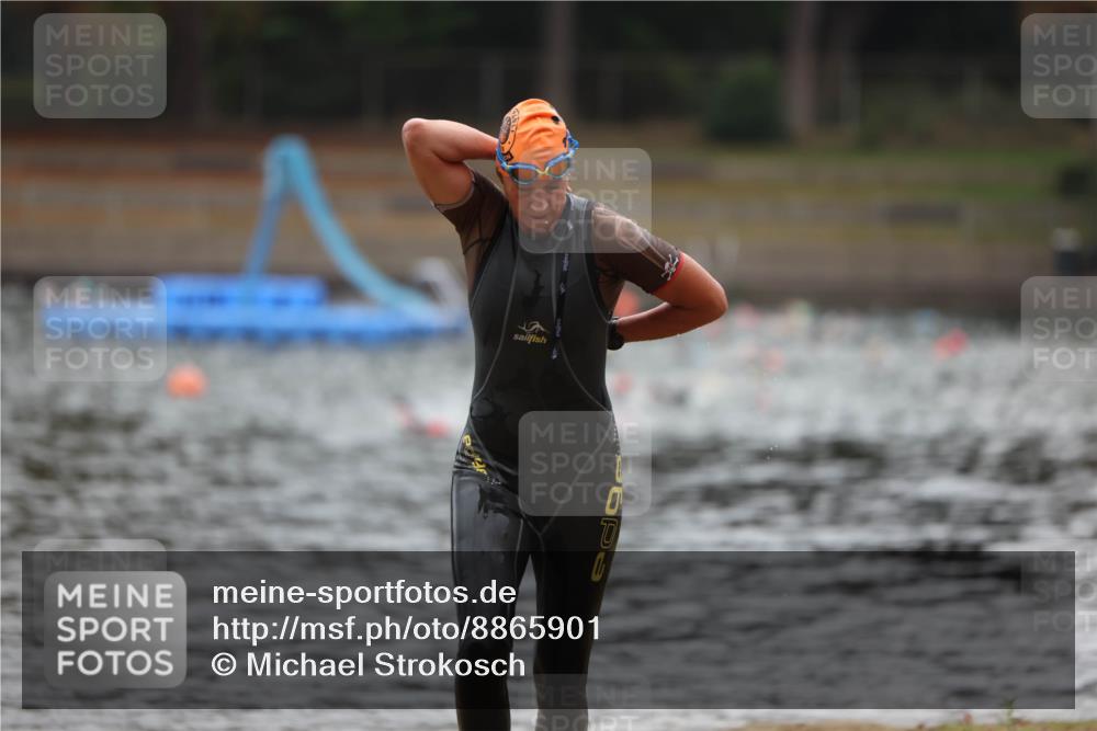 14.09.2025 - Stadtparktriathlon Michael Strokosch http://msf.ph/oto/8865901 14.09.2025 09:12:08 Schwimmen 452, 475 meine-sportfotos.de