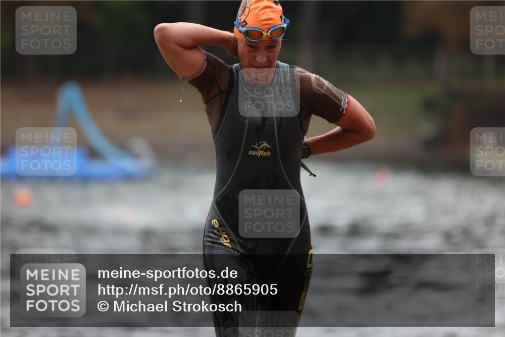 14.09.2025 - Stadtparktriathlon Michael Strokosch http://msf.ph/oto/8865905 14.09.2025 09:12:09 Schwimmen 452 meine-sportfotos.de