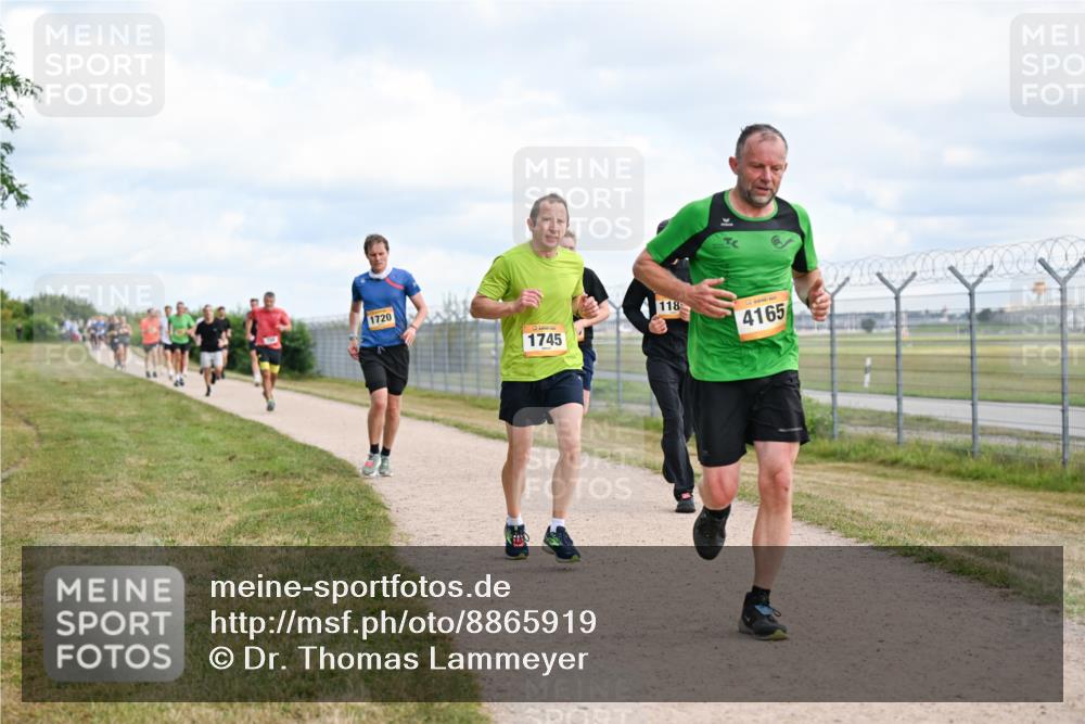 14.09.2025 - Airport Race Dr. Thomas Lammeyer http://msf.ph/oto/8865919 14.09.2025 12:06:26 Laufen 1720, 1745, 118, 4165 meine-sportfotos.de