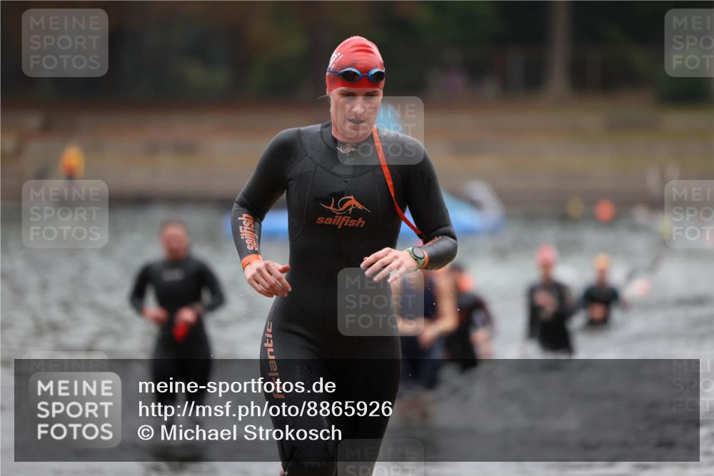 14.09.2025 - Stadtparktriathlon Michael Strokosch http://msf.ph/oto/8865926 14.09.2025 09:12:37 Schwimmen 459, 463, 467, 468, 483 meine-sportfotos.de