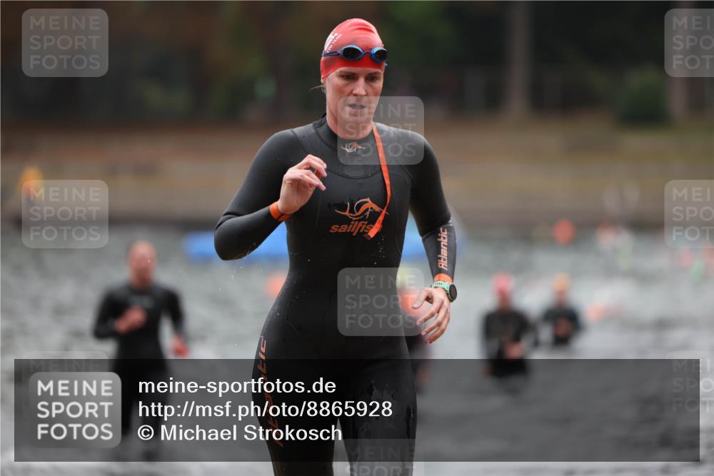 14.09.2025 - Stadtparktriathlon Michael Strokosch http://msf.ph/oto/8865928 14.09.2025 09:12:37 Schwimmen 459, 463, 467, 468, 483 meine-sportfotos.de