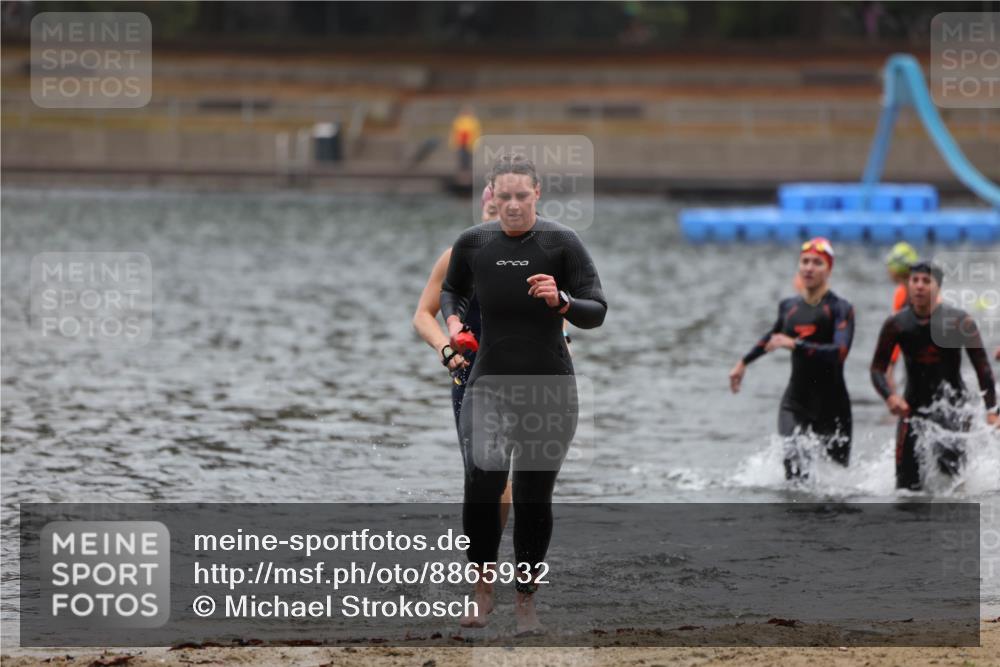 14.09.2025 - Stadtparktriathlon Michael Strokosch http://msf.ph/oto/8865932 14.09.2025 09:12:40 Schwimmen 459, 463, 467, 468, 483 meine-sportfotos.de