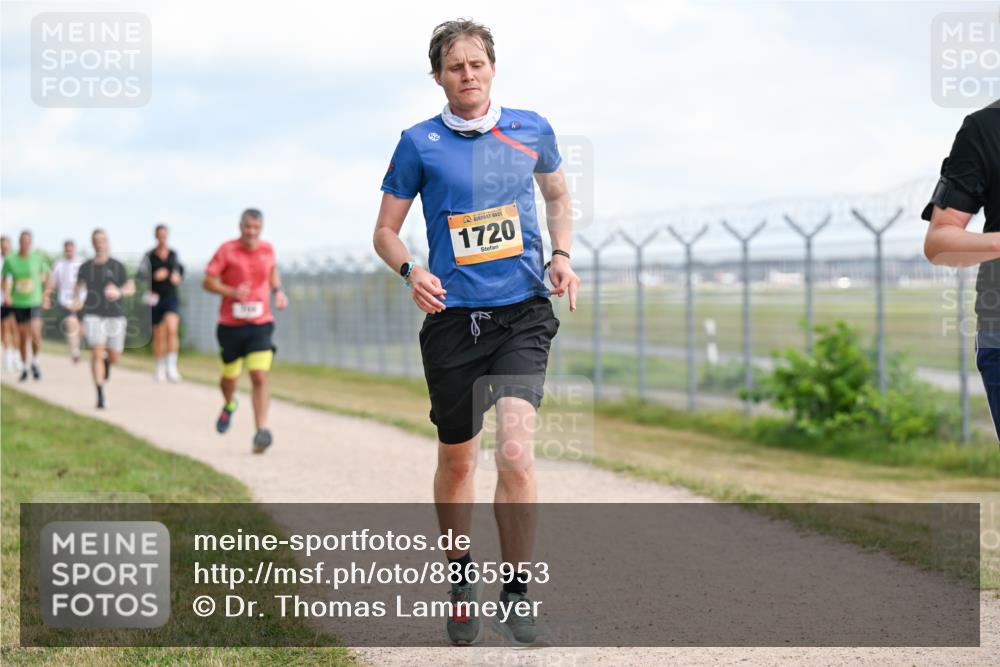 14.09.2025 - Airport Race Dr. Thomas Lammeyer http://msf.ph/oto/8865953 14.09.2025 12:06:29 Laufen 1720 meine-sportfotos.de