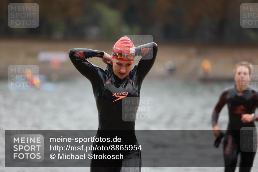14.09.2025 - Stadtparktriathlon Michael Strokosch http://msf.ph/oto/8865954 14.09.2025 09:12:47 Schwimmen 459, 463, 468, 483, 494 meine-sportfotos.de