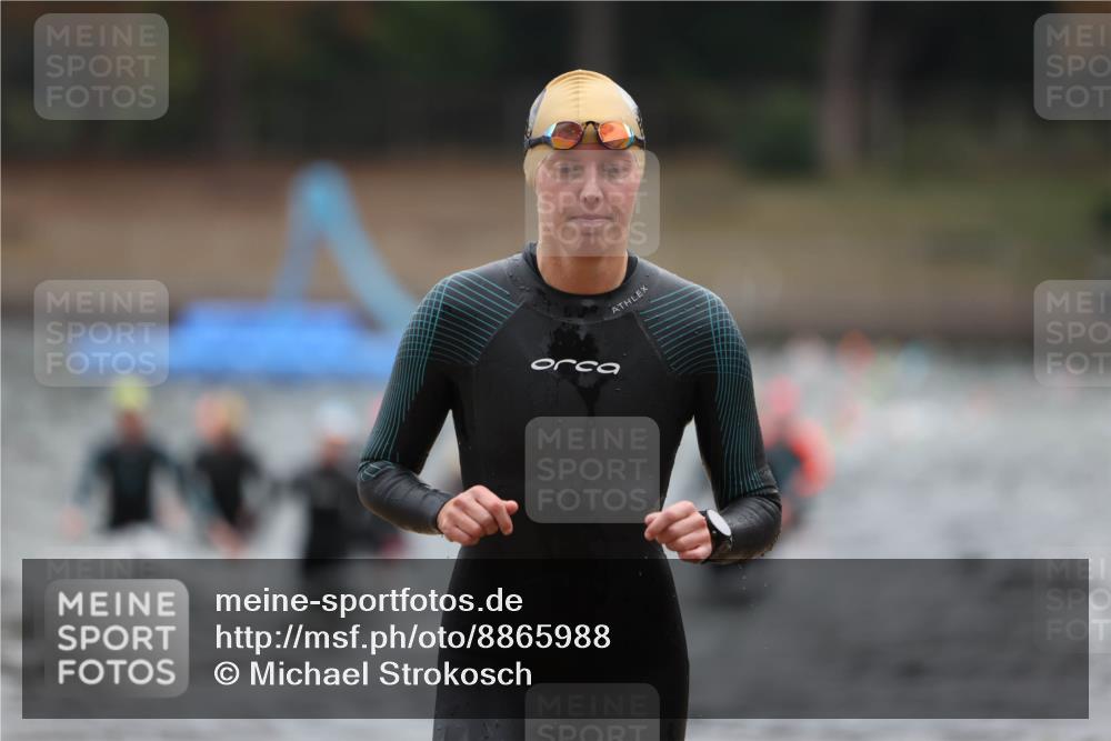 14.09.2025 - Stadtparktriathlon Michael Strokosch http://msf.ph/oto/8865988 14.09.2025 09:13:00 Schwimmen 454, 474, 493, 502 meine-sportfotos.de
