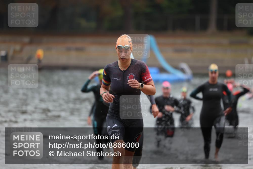 14.09.2025 - Stadtparktriathlon Michael Strokosch http://msf.ph/oto/8866000 14.09.2025 09:13:07 Schwimmen 454, 472, 479, 481, 493, 502 meine-sportfotos.de