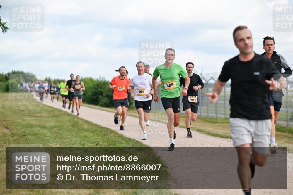 14.09.2025 - Airport Race Dr. Thomas Lammeyer http://msf.ph/oto/8866007 14.09.2025 12:06:35 Laufen 503, 504, 386, 2015 meine-sportfotos.de
