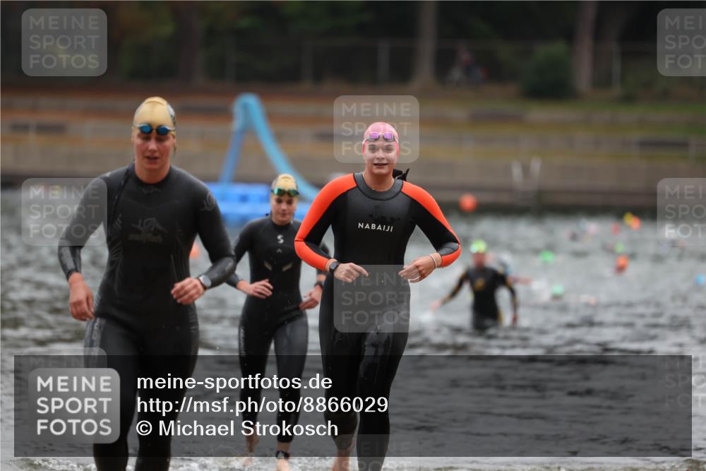 14.09.2025 - Stadtparktriathlon Michael Strokosch http://msf.ph/oto/8866029 14.09.2025 09:13:17 Schwimmen 471, 472, 479, 481 meine-sportfotos.de