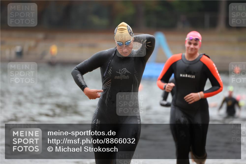 14.09.2025 - Stadtparktriathlon Michael Strokosch http://msf.ph/oto/8866032 14.09.2025 09:13:18 Schwimmen 471, 472, 479, 481 meine-sportfotos.de