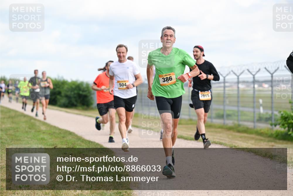 14.09.2025 - Airport Race Dr. Thomas Lammeyer http://msf.ph/oto/8866033 14.09.2025 12:06:37 Laufen 504, 386, 2015 meine-sportfotos.de