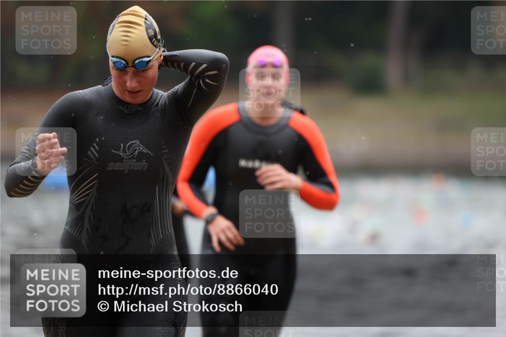 14.09.2025 - Stadtparktriathlon Michael Strokosch http://msf.ph/oto/8866040 14.09.2025 09:13:19 Schwimmen 471, 472, 479, 481 meine-sportfotos.de