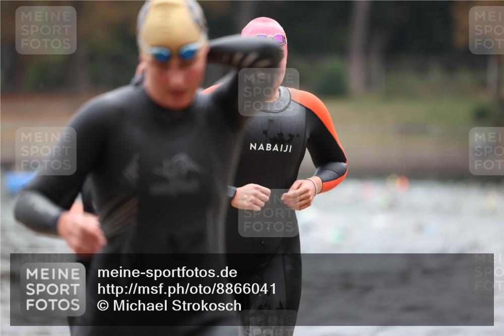 14.09.2025 - Stadtparktriathlon Michael Strokosch http://msf.ph/oto/8866041 14.09.2025 09:13:20 Schwimmen 471, 472, 479 meine-sportfotos.de