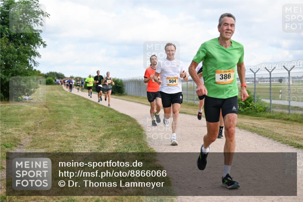 14.09.2025 - Airport Race Dr. Thomas Lammeyer http://msf.ph/oto/8866066 14.09.2025 12:06:38 Laufen 386, 504 meine-sportfotos.de
