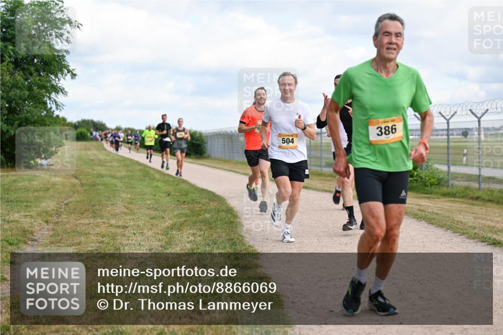 14.09.2025 - Airport Race Dr. Thomas Lammeyer http://msf.ph/oto/8866069 14.09.2025 12:06:39 Laufen 386, 504 meine-sportfotos.de