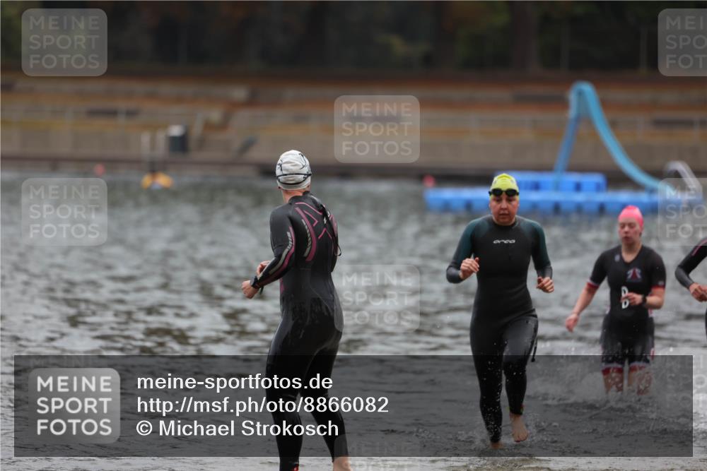 14.09.2025 - Stadtparktriathlon Michael Strokosch http://msf.ph/oto/8866082 14.09.2025 09:13:44 Schwimmen 438, 439, 443, 455, 464, 482, 485, 492, 497, 499 meine-sportfotos.de