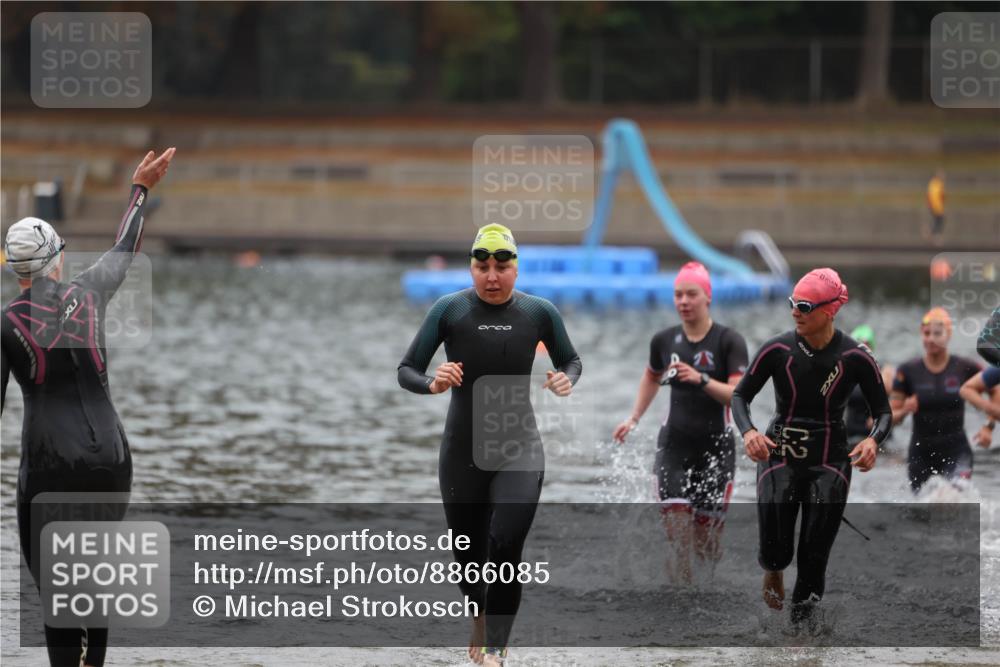 14.09.2025 - Stadtparktriathlon Michael Strokosch http://msf.ph/oto/8866085 14.09.2025 09:13:44 Schwimmen 438, 439, 443, 455, 464, 482, 485, 492, 497, 499 meine-sportfotos.de