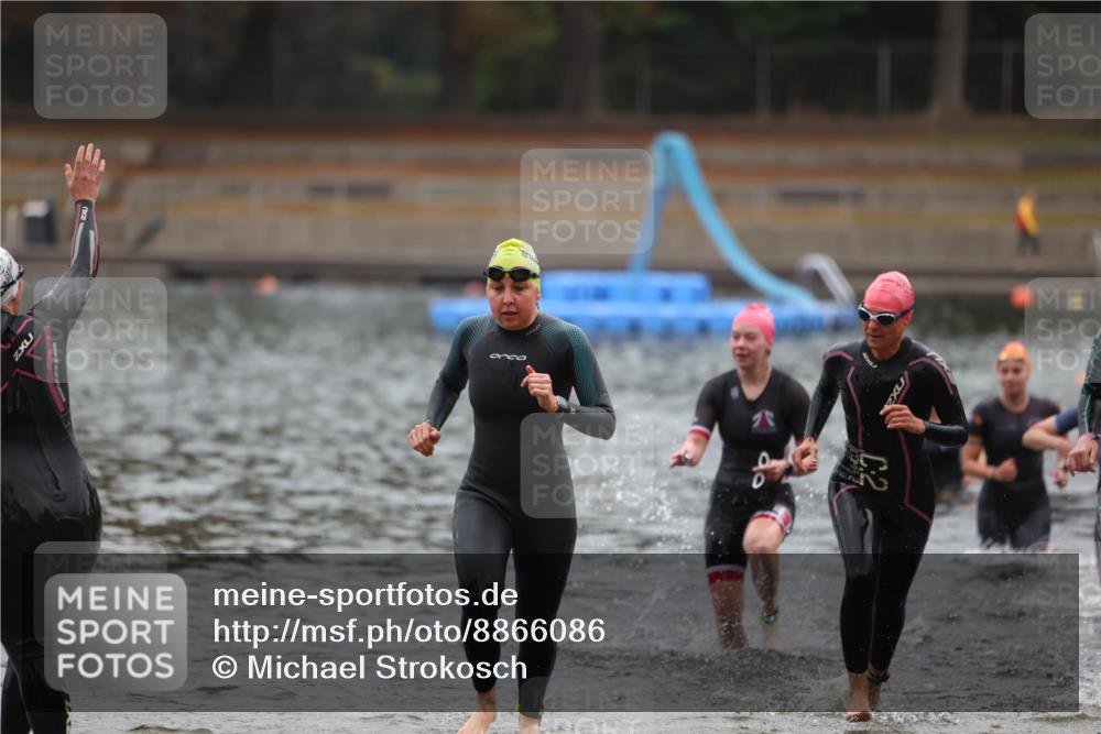 14.09.2025 - Stadtparktriathlon Michael Strokosch http://msf.ph/oto/8866086 14.09.2025 09:13:45 Schwimmen 438, 439, 443, 455, 464, 482, 485, 492, 497, 499 meine-sportfotos.de