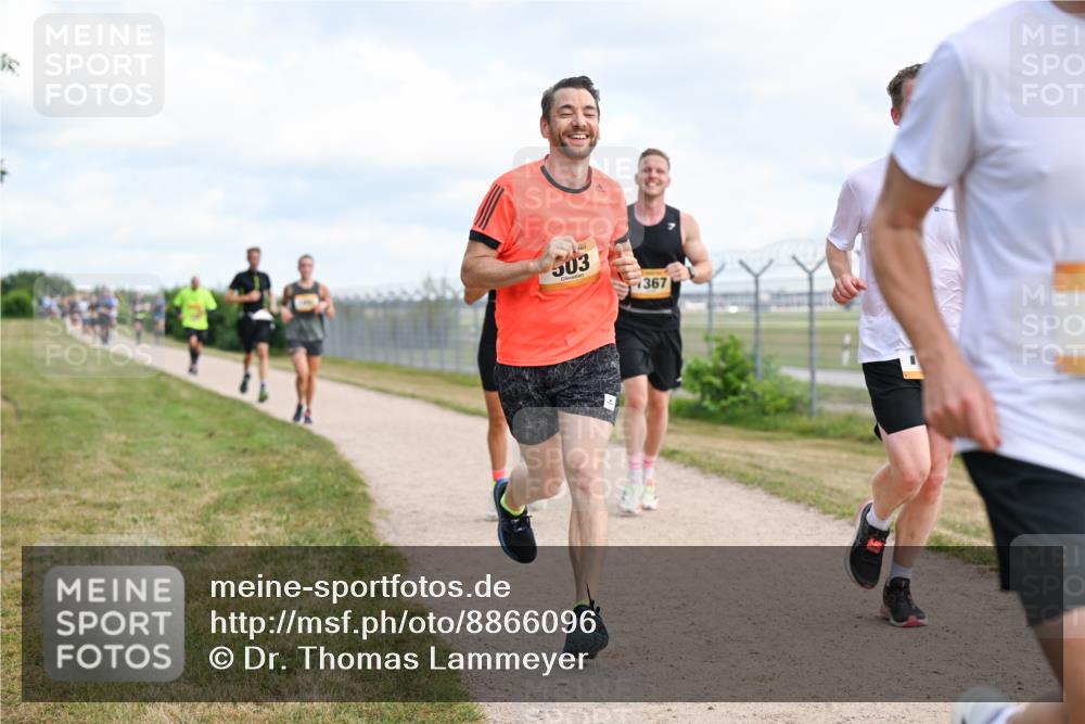 14.09.2025 - Airport Race Dr. Thomas Lammeyer http://msf.ph/oto/8866096 14.09.2025 12:06:41 Laufen 503, 1367 meine-sportfotos.de