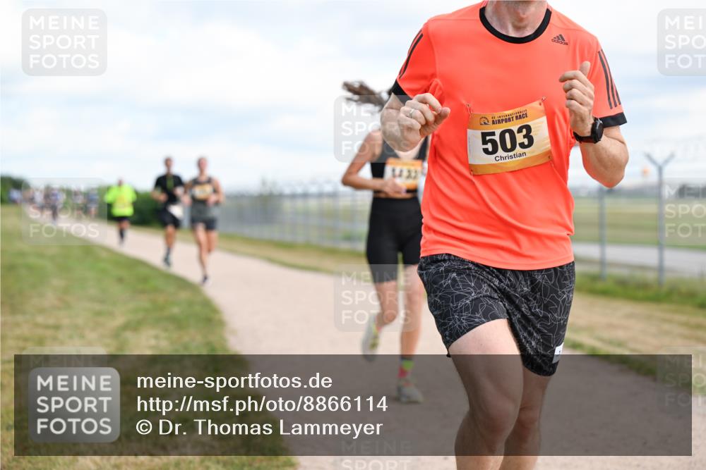 14.09.2025 - Airport Race Dr. Thomas Lammeyer http://msf.ph/oto/8866114 14.09.2025 12:06:42 Laufen 1433, 42, 503 meine-sportfotos.de