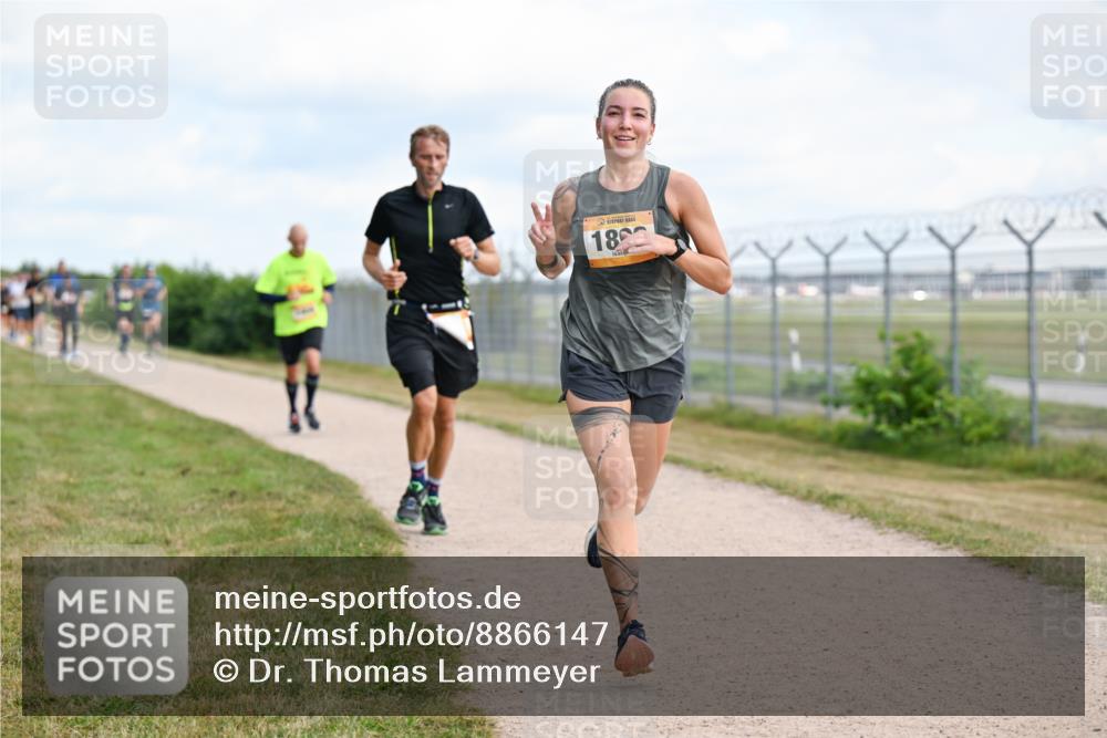 14.09.2025 - Airport Race Dr. Thomas Lammeyer http://msf.ph/oto/8866147 14.09.2025 12:06:44 Laufen 18 meine-sportfotos.de