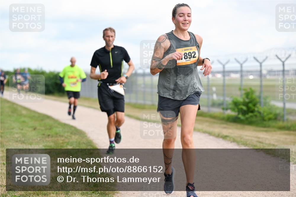 14.09.2025 - Airport Race Dr. Thomas Lammeyer http://msf.ph/oto/8866152 14.09.2025 12:06:45 Laufen 892 meine-sportfotos.de