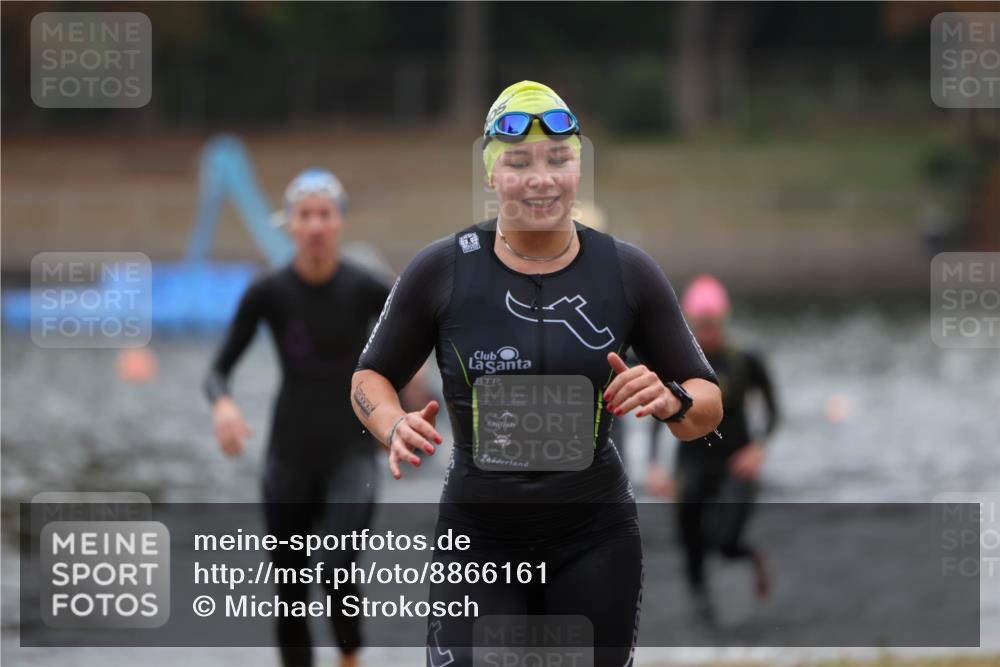 14.09.2025 - Stadtparktriathlon Michael Strokosch http://msf.ph/oto/8866161 14.09.2025 09:14:17 Schwimmen 469, 486, 495, 500, 506 meine-sportfotos.de