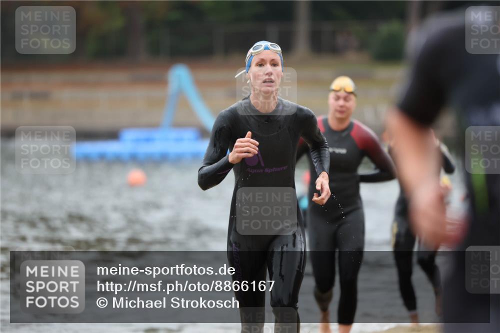 14.09.2025 - Stadtparktriathlon Michael Strokosch http://msf.ph/oto/8866167 14.09.2025 09:14:19 Schwimmen 469, 495, 500, 506 meine-sportfotos.de
