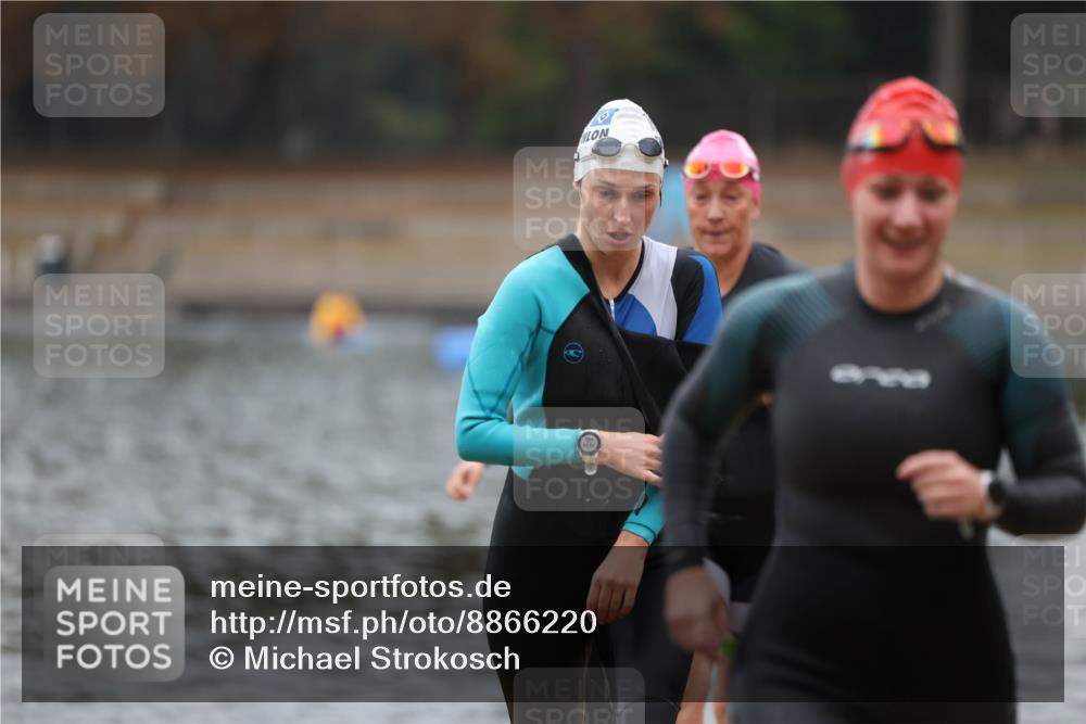 14.09.2025 - Stadtparktriathlon Michael Strokosch http://msf.ph/oto/8866220 14.09.2025 09:14:35 Schwimmen 445, 447, 448, 450, 458, 477 meine-sportfotos.de