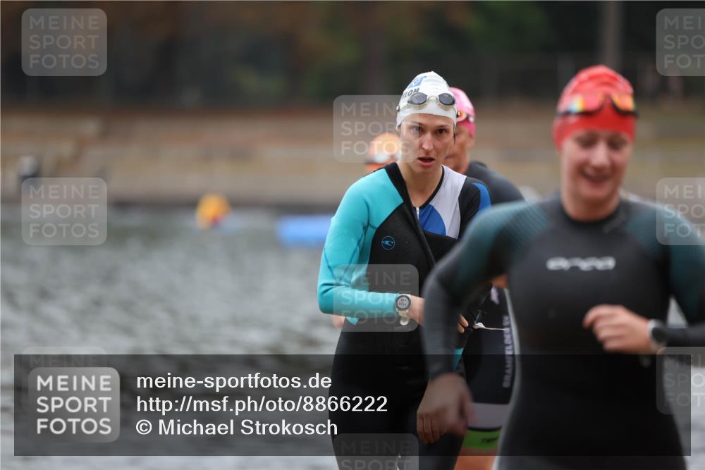 14.09.2025 - Stadtparktriathlon Michael Strokosch http://msf.ph/oto/8866222 14.09.2025 09:14:35 Schwimmen 445, 447, 448, 450, 458, 477 meine-sportfotos.de