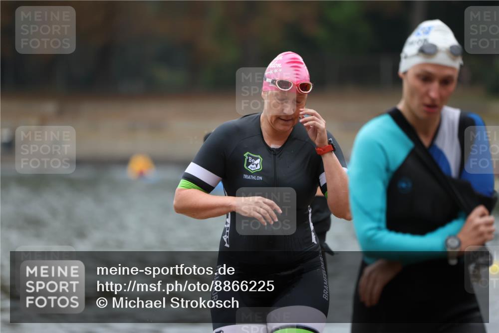 14.09.2025 - Stadtparktriathlon Michael Strokosch http://msf.ph/oto/8866225 14.09.2025 09:14:36 Schwimmen 445, 447, 448, 450, 458, 477 meine-sportfotos.de