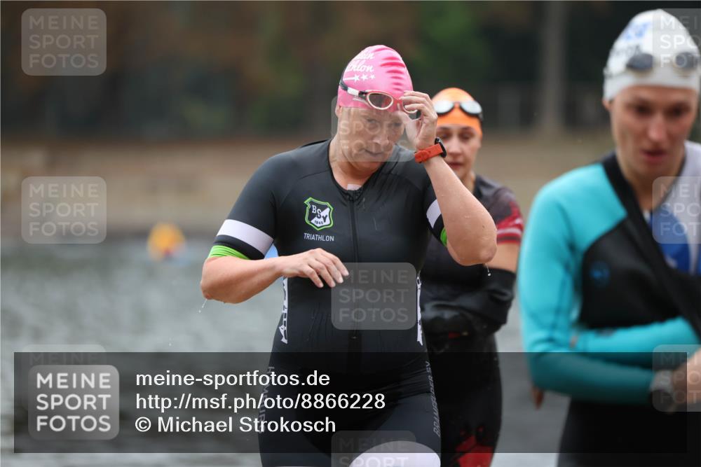 14.09.2025 - Stadtparktriathlon Michael Strokosch http://msf.ph/oto/8866228 14.09.2025 09:14:37 Schwimmen 445, 447, 448, 450, 458, 477, 505 meine-sportfotos.de