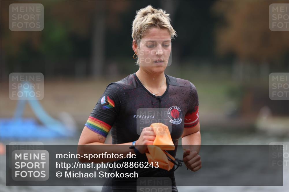 14.09.2025 - Stadtparktriathlon Michael Strokosch http://msf.ph/oto/8866243 14.09.2025 09:14:45 Schwimmen 447, 505 meine-sportfotos.de