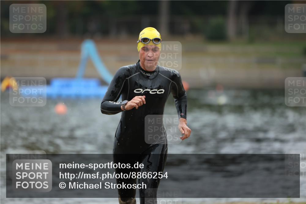 14.09.2025 - Stadtparktriathlon Michael Strokosch http://msf.ph/oto/8866254 14.09.2025 09:14:50 Schwimmen 505 meine-sportfotos.de