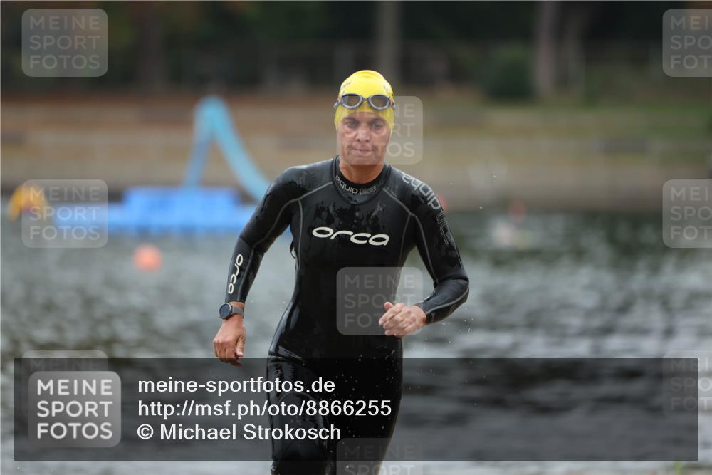 14.09.2025 - Stadtparktriathlon Michael Strokosch http://msf.ph/oto/8866255 14.09.2025 09:14:50 Schwimmen 505 meine-sportfotos.de