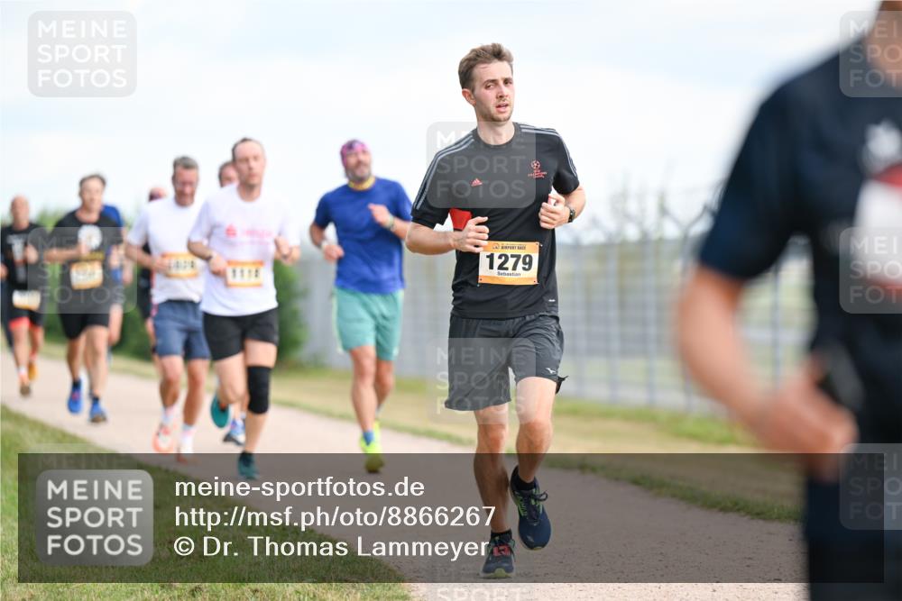 14.09.2025 - Airport Race Dr. Thomas Lammeyer http://msf.ph/oto/8866267 14.09.2025 12:06:59 Laufen 1279 meine-sportfotos.de