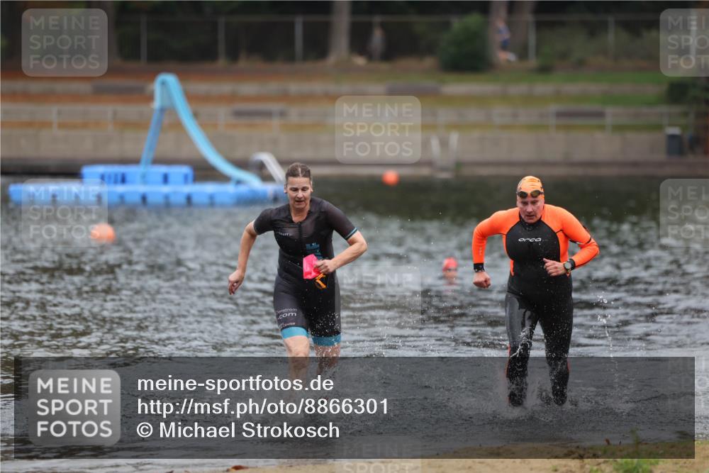 14.09.2025 - Stadtparktriathlon Michael Strokosch http://msf.ph/oto/8866301 14.09.2025 09:16:34 Schwimmen 440, 504 meine-sportfotos.de