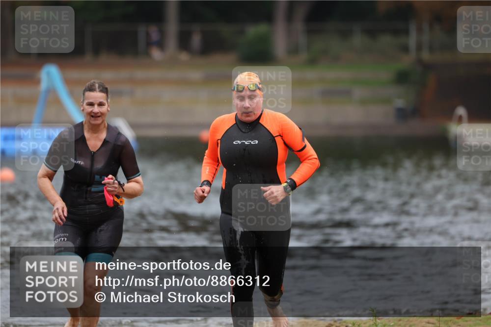 14.09.2025 - Stadtparktriathlon Michael Strokosch http://msf.ph/oto/8866312 14.09.2025 09:16:37 Schwimmen 440, 504 meine-sportfotos.de